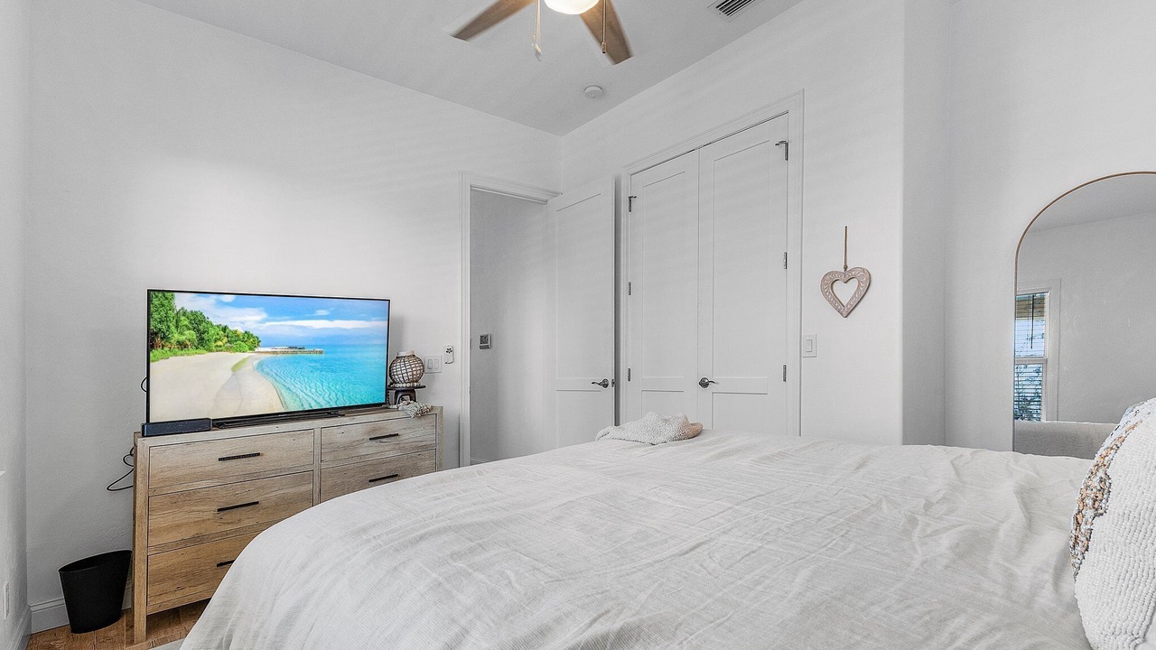 Photo of Bedroom in Saint James City