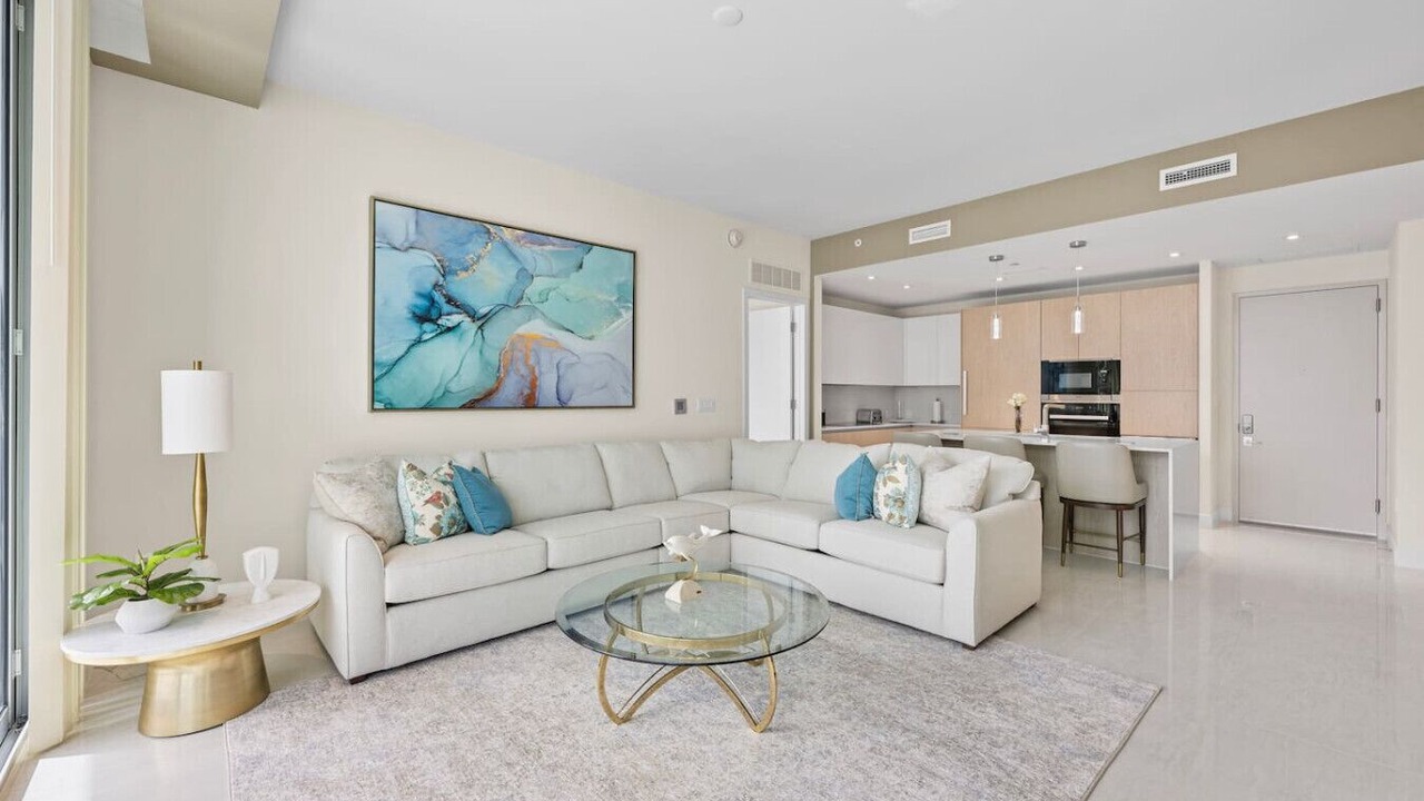 Photo of Livingroom in Singer Island