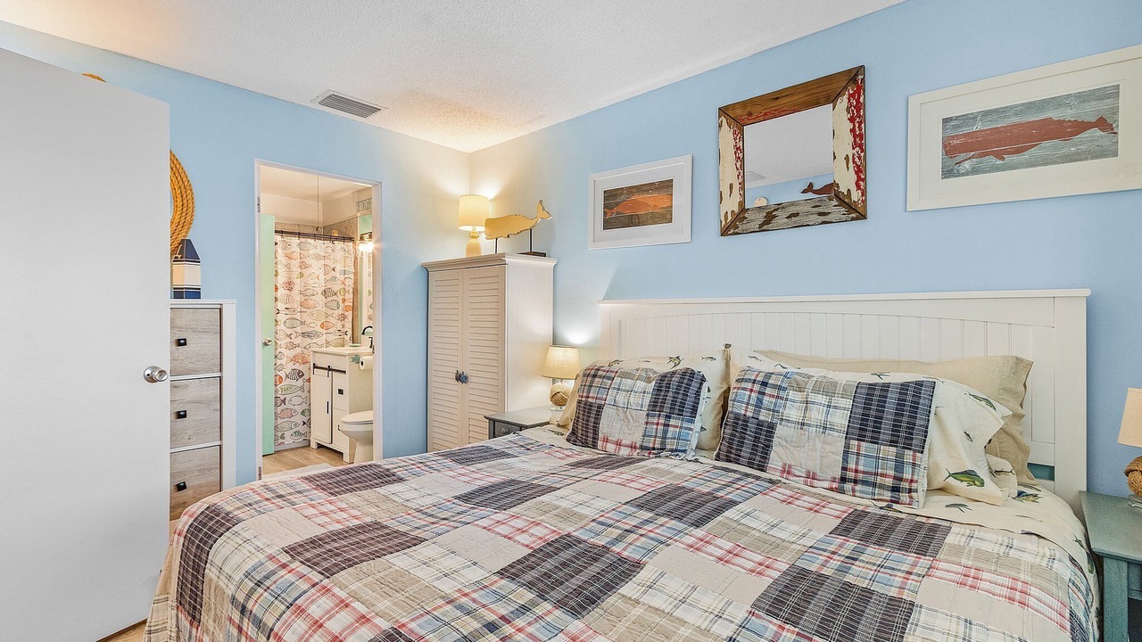Photo of Bedroom in Saint James City