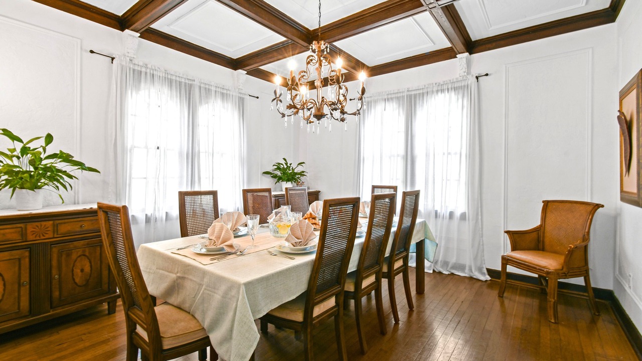 Photo of Bedroom in Lake Park