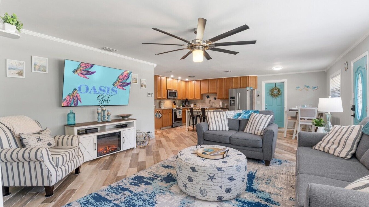 Photo of Livingroom in Disston Heights