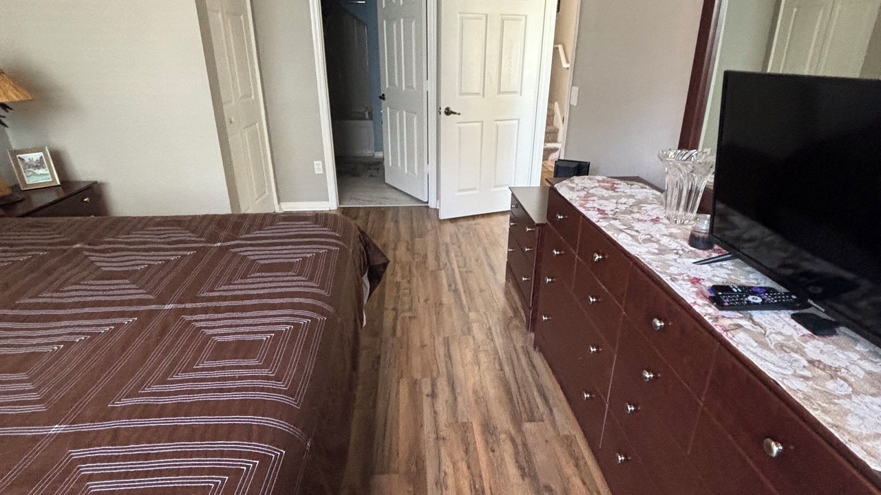 Photo of Bedroom in Venetian Bay Villages