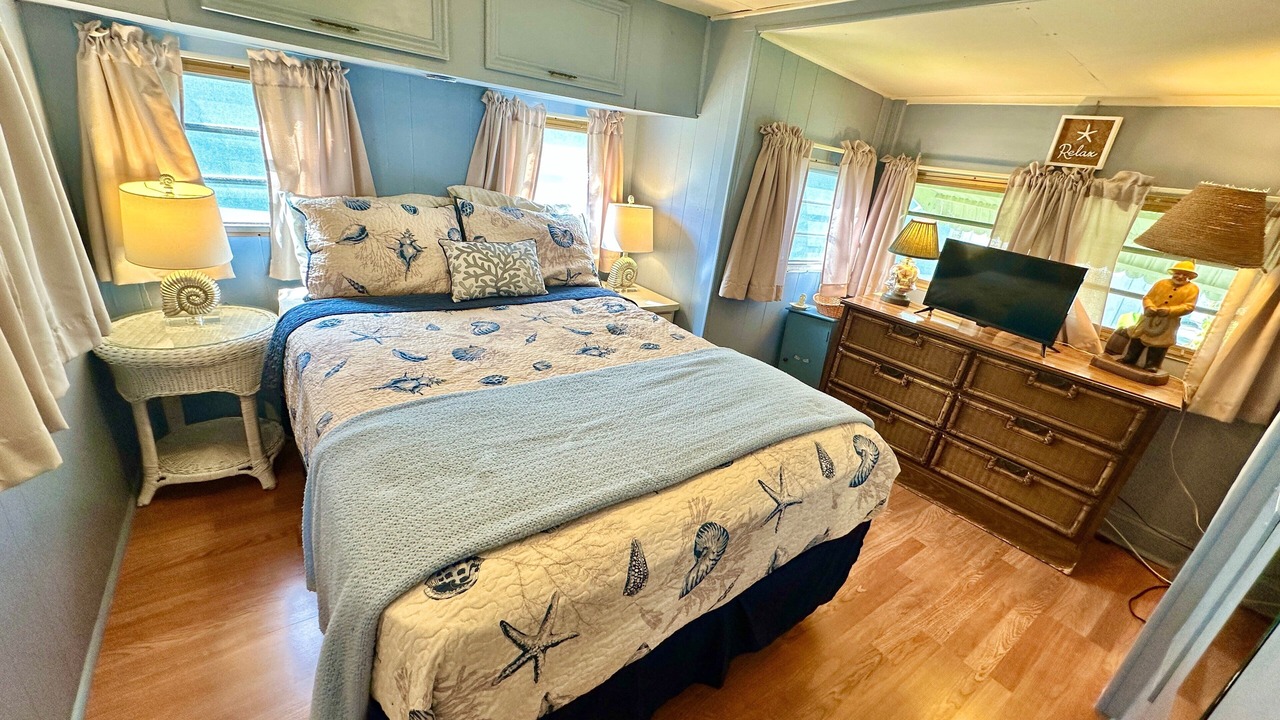 Photo of Bedroom in Nettles Island
