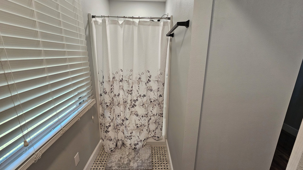 Photo of Bathroom in June Park