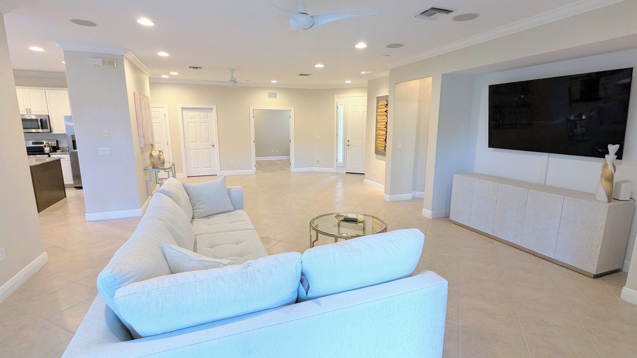 Photo of Livingroom in Naples