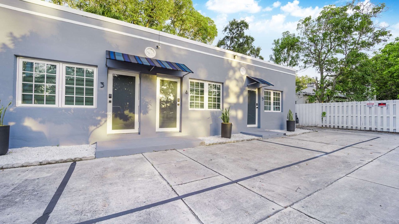 Photo of Outdoor in Northeast Miami