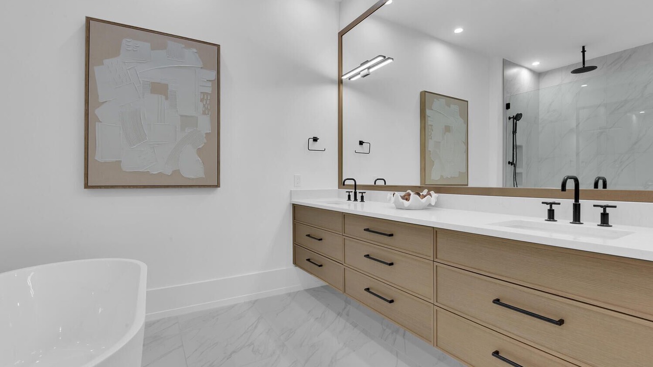Photo of Bathroom in Old Naples