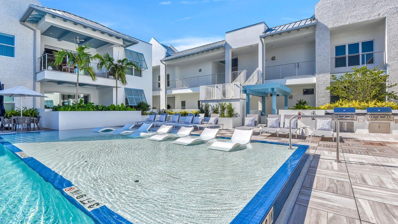 Photo of Outdoor in Old Naples