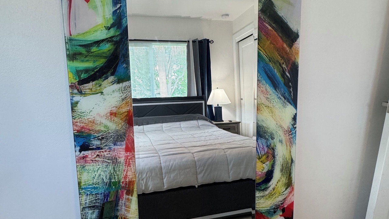 Photo of Bedroom in Yacht Club