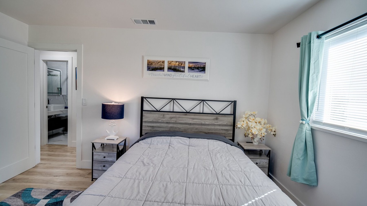 Photo of Bedroom in Yacht Club