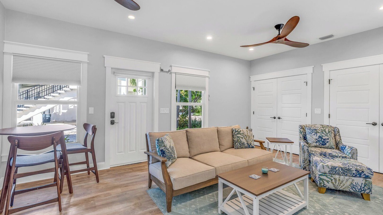Photo of Livingroom in Marathon
