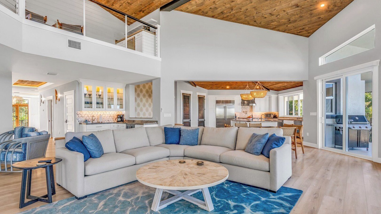 Photo of Livingroom in Marathon