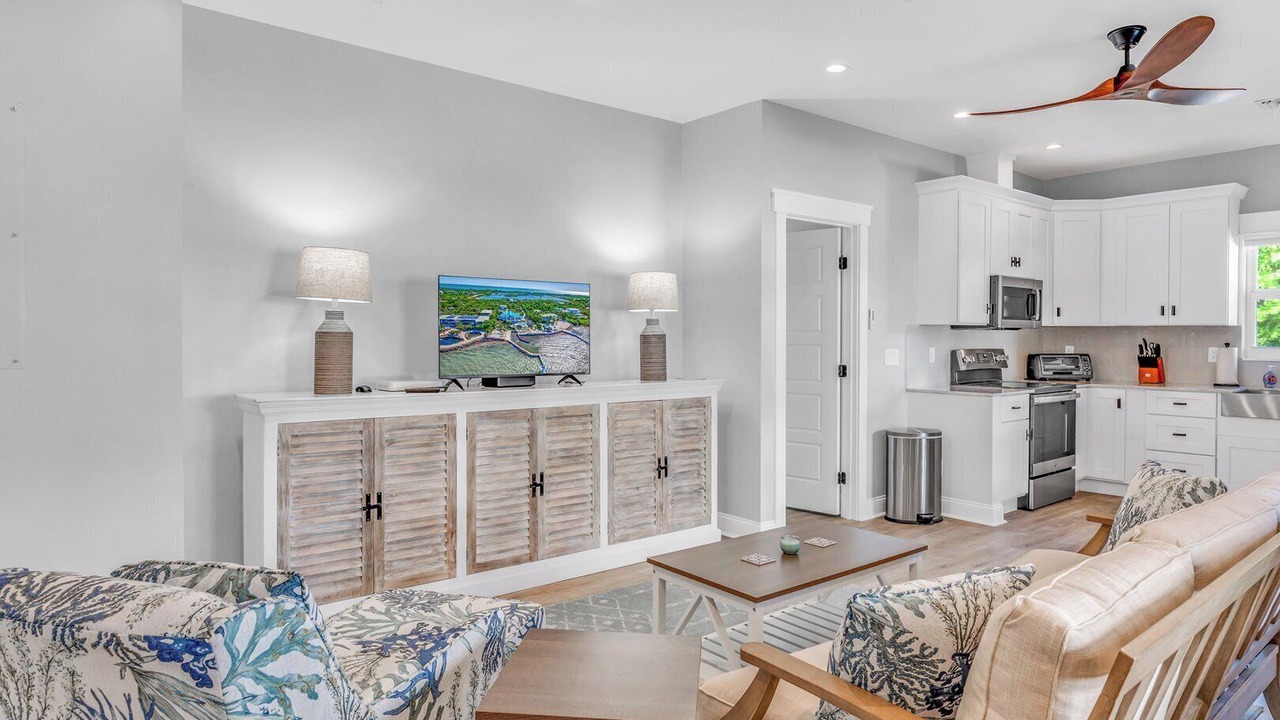 Photo of Livingroom in Marathon