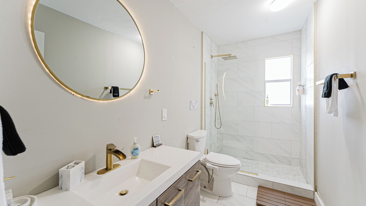 Photo of Bathroom in Hunt Club