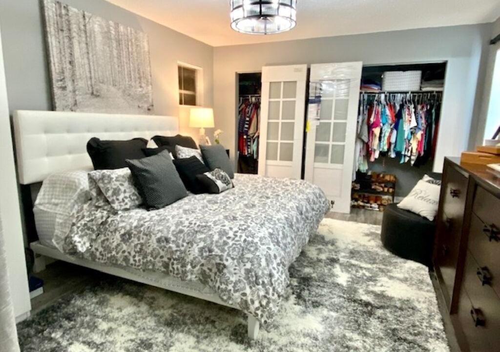 Photo of Bedroom in Riverbend Country Club
