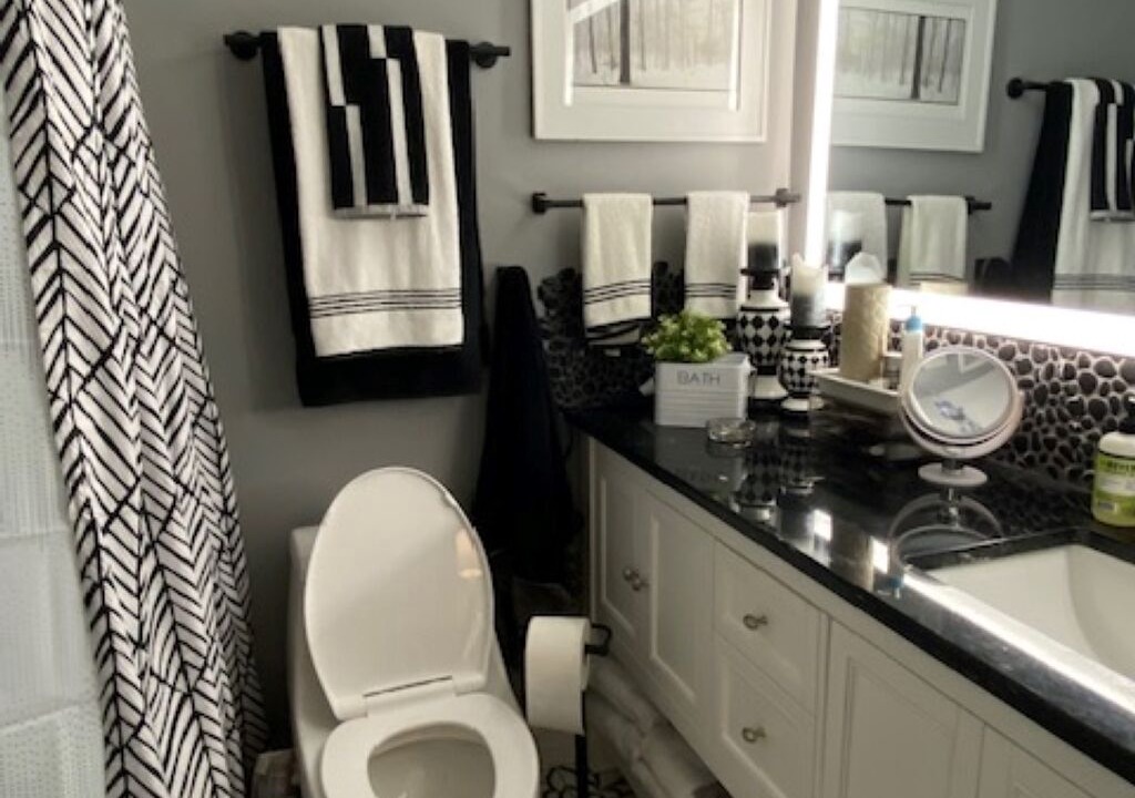 Photo of Bathroom in Riverbend Country Club