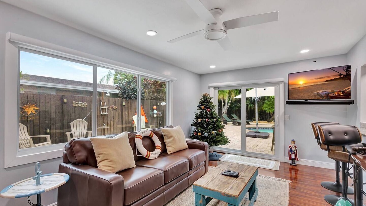 Photo of Livingroom in Florida North Atlantic Coast