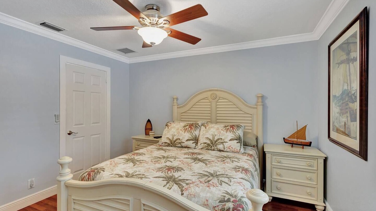Photo of Bedroom in Florida North Atlantic Coast