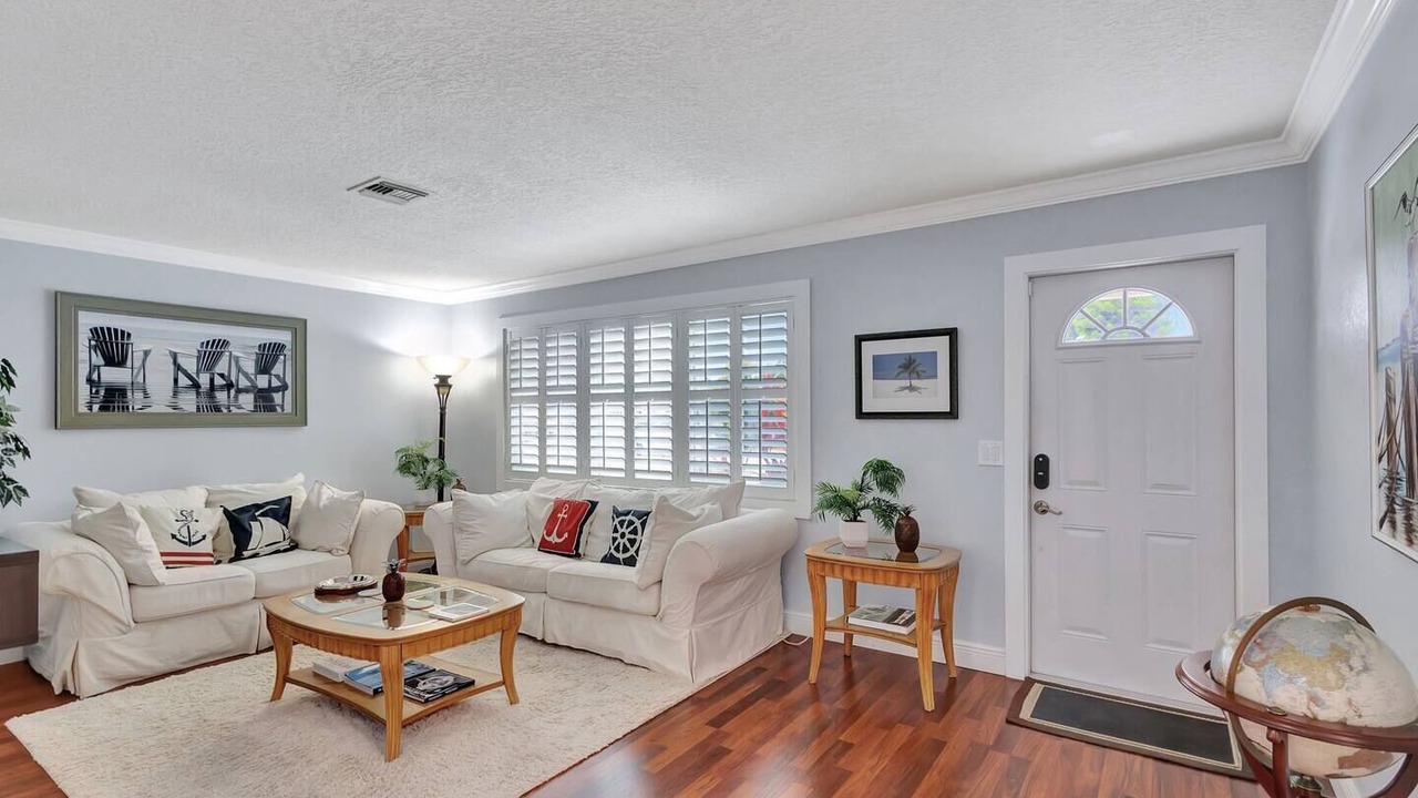Photo of Livingroom in Florida North Atlantic Coast