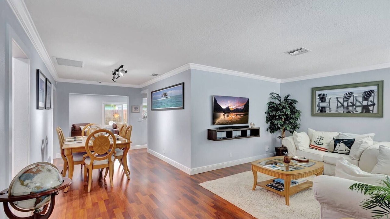 Photo of Livingroom in Florida North Atlantic Coast
