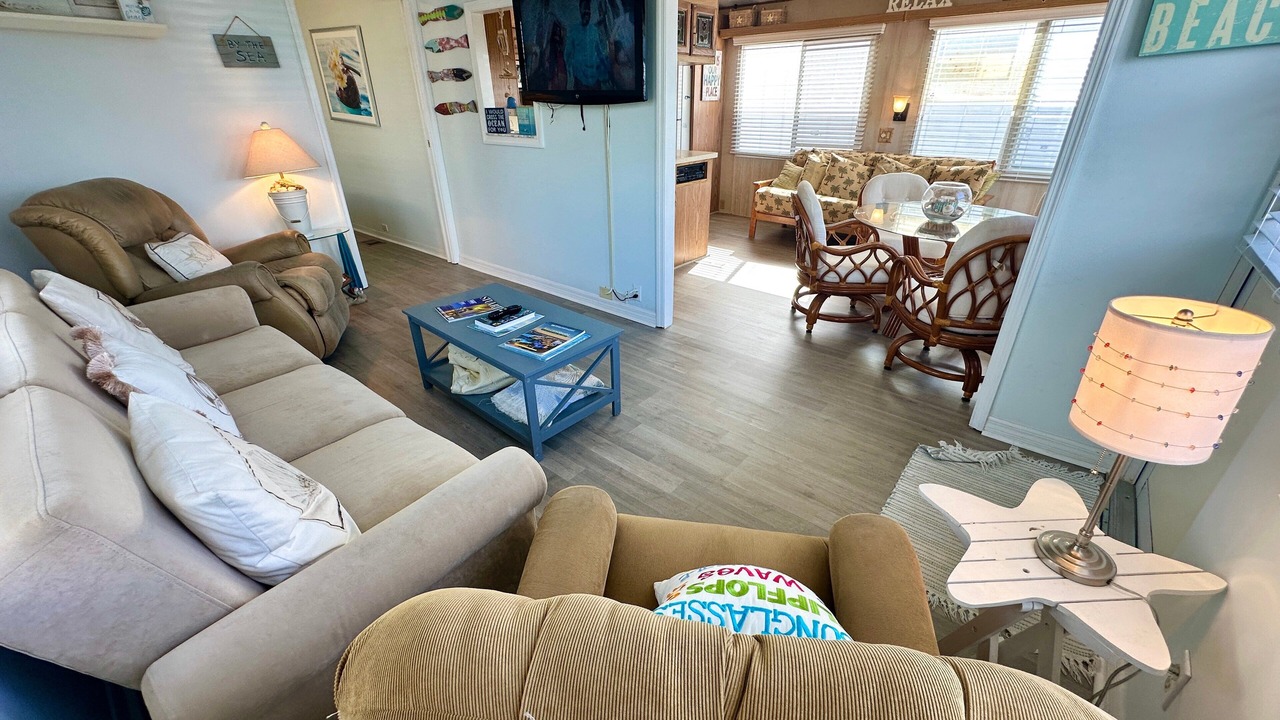 Photo of Livingroom in Nettles Island