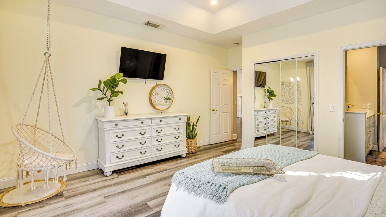 Photo of Bedroom in Indian River Estates
