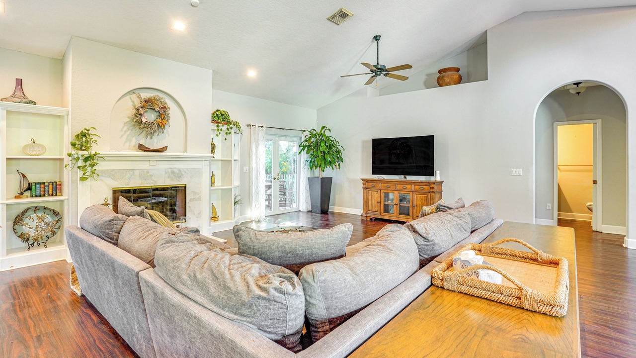 Photo of Livingroom in Indian River Estates