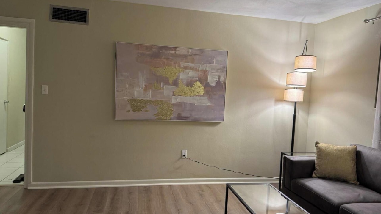 Photo of Livingroom in South Eola