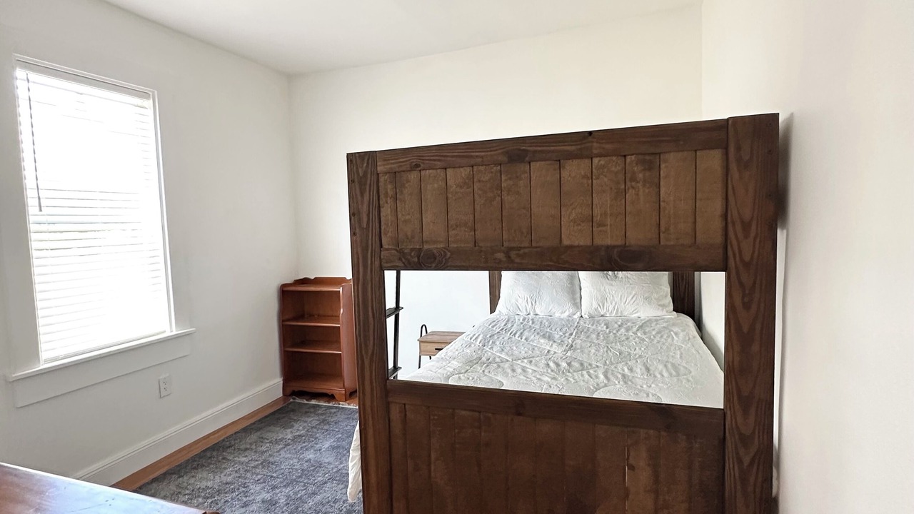 Photo of Bedroom in Sebring