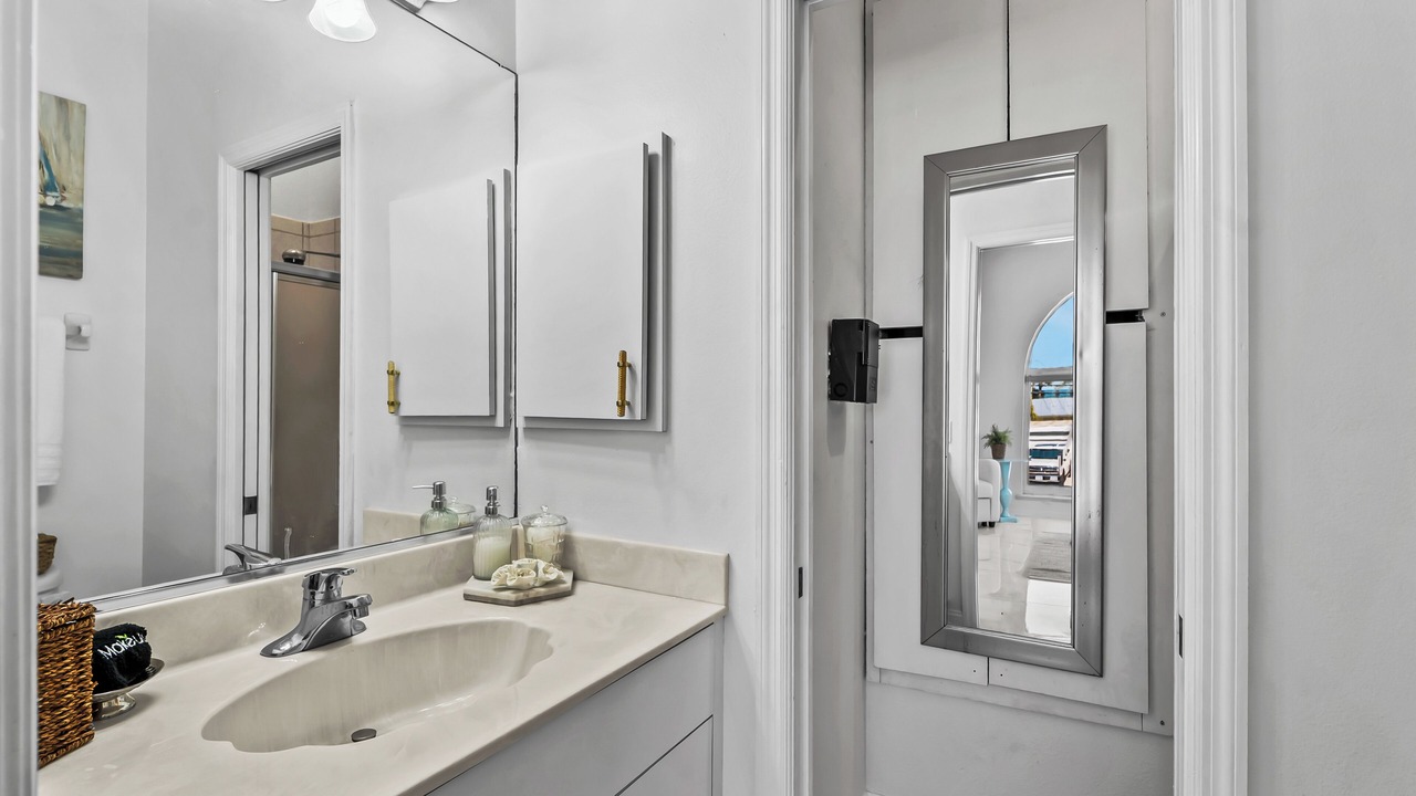 Photo of Bathroom in Englewood