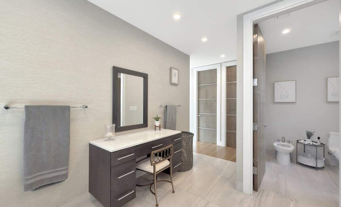 Photo of Bathroom in Coconut Grove