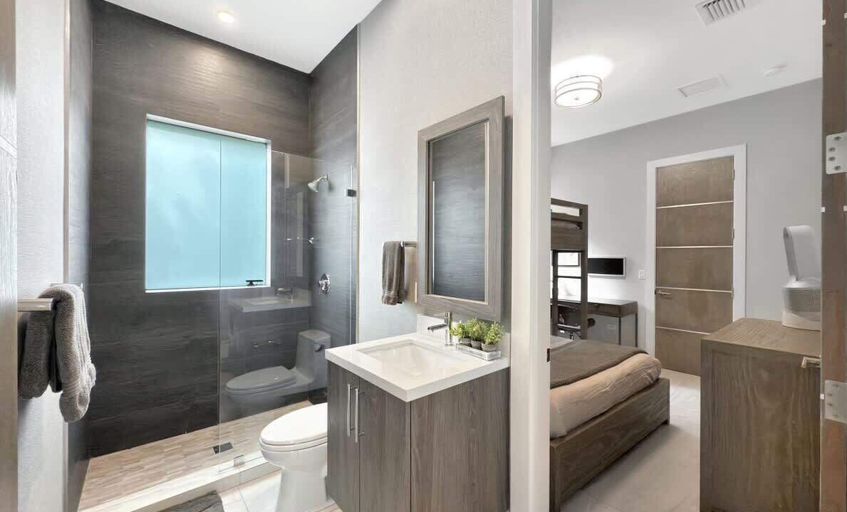 Photo of Bathroom in Coconut Grove