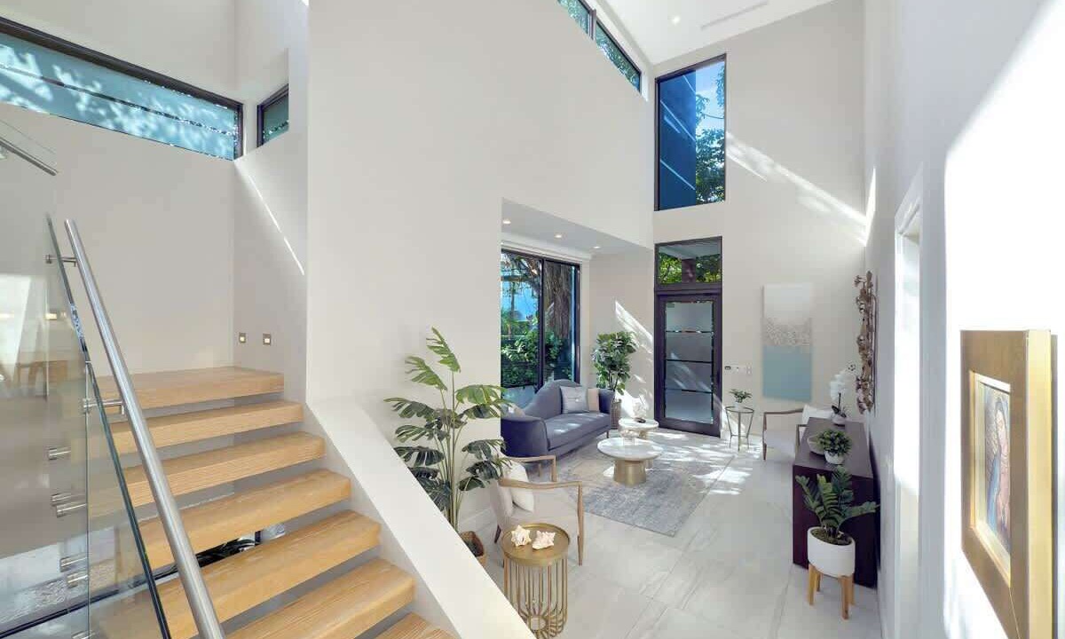 Photo of Bedroom in Coconut Grove