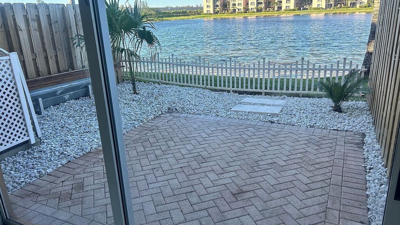 Photo of Patio Balcony in Doral