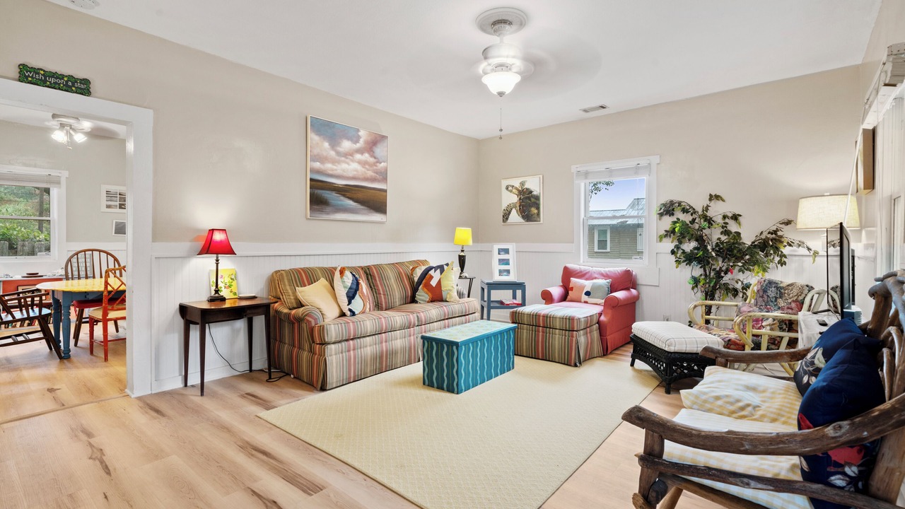 Photo of Livingroom in Thunderbolt