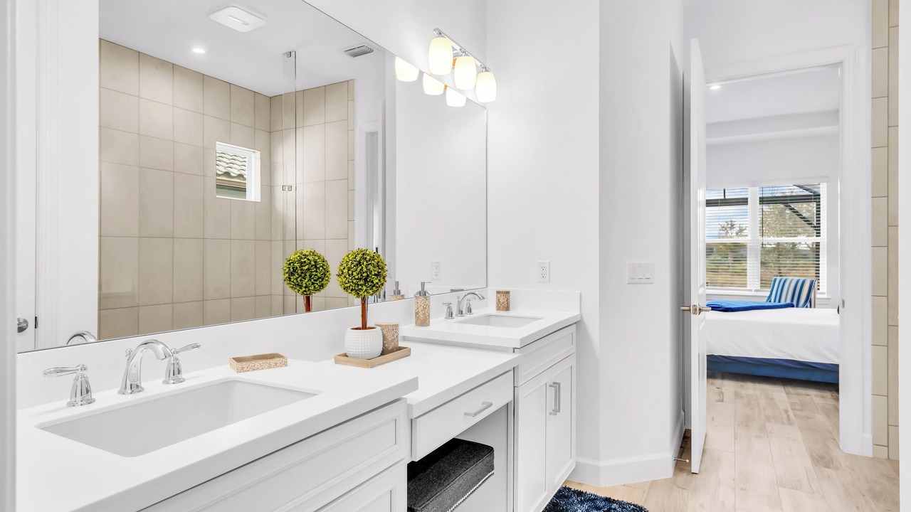 Photo of Bathroom in Naples