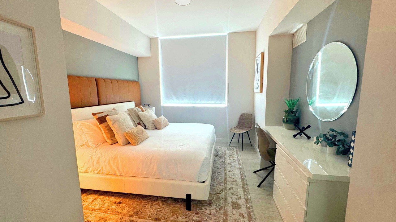 Photo of Bedroom in Northeast Miami