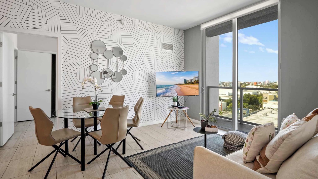 Photo of Livingroom in Northeast Miami