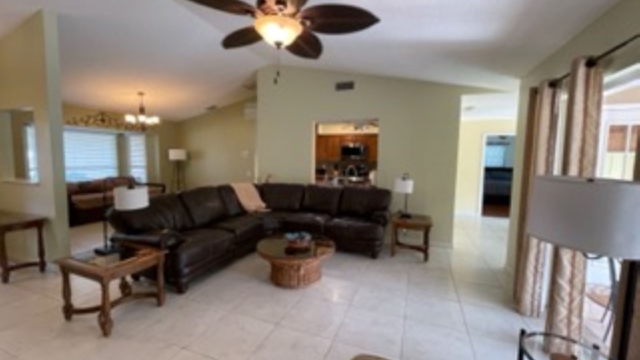 Photo of Livingroom in Englewood