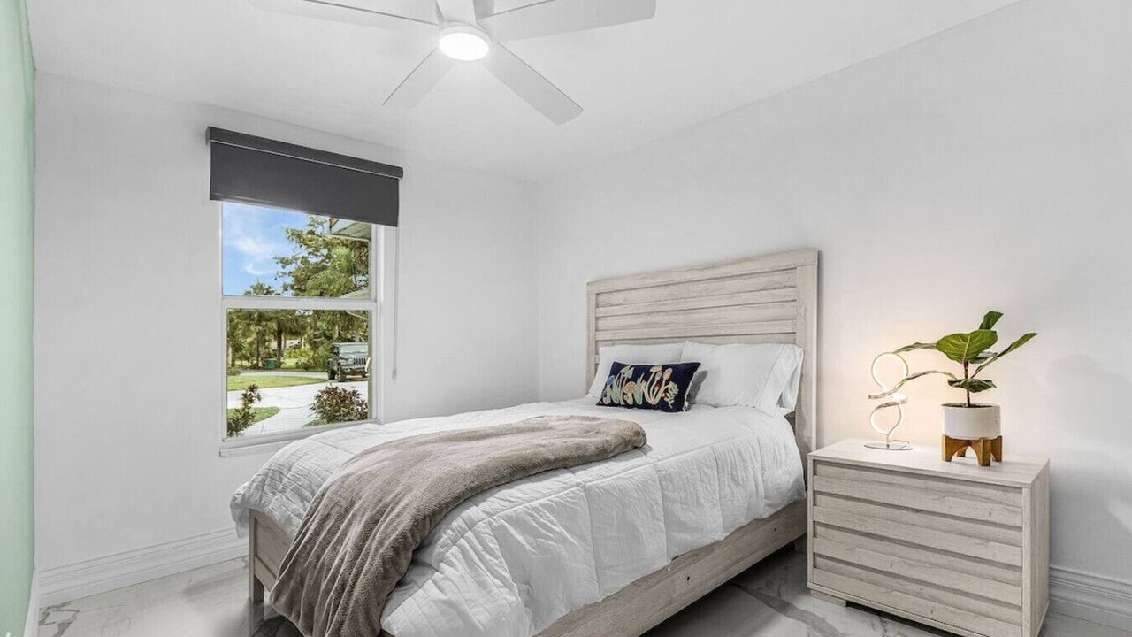 Photo of Bedroom in Naples