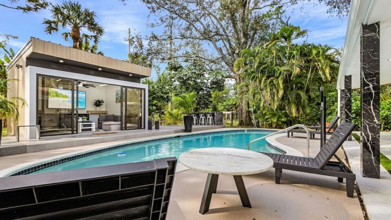 Photo of Outdoor in Naples