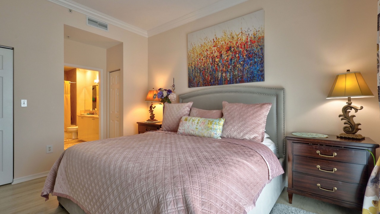 Photo of Bedroom in East Ocean Ave