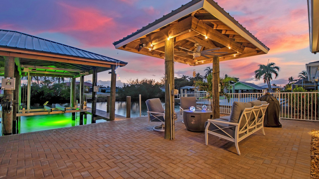 Photo of Patio Balcony in Isles of Capri