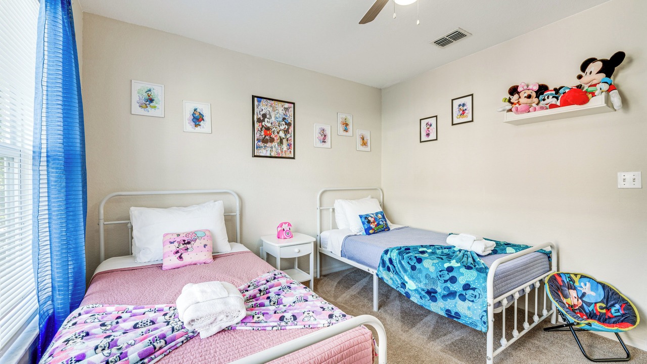 Photo of Bedroom in Venetian Bay Villages