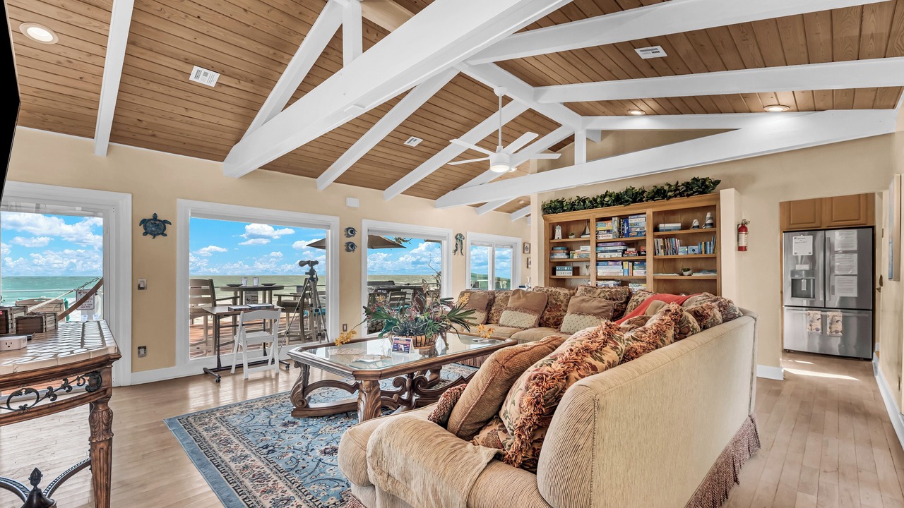 Photo of Livingroom in Stuart
