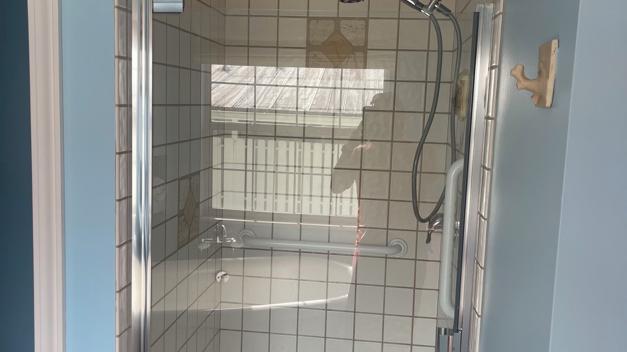 Photo of Bathroom in Gulf Harbor