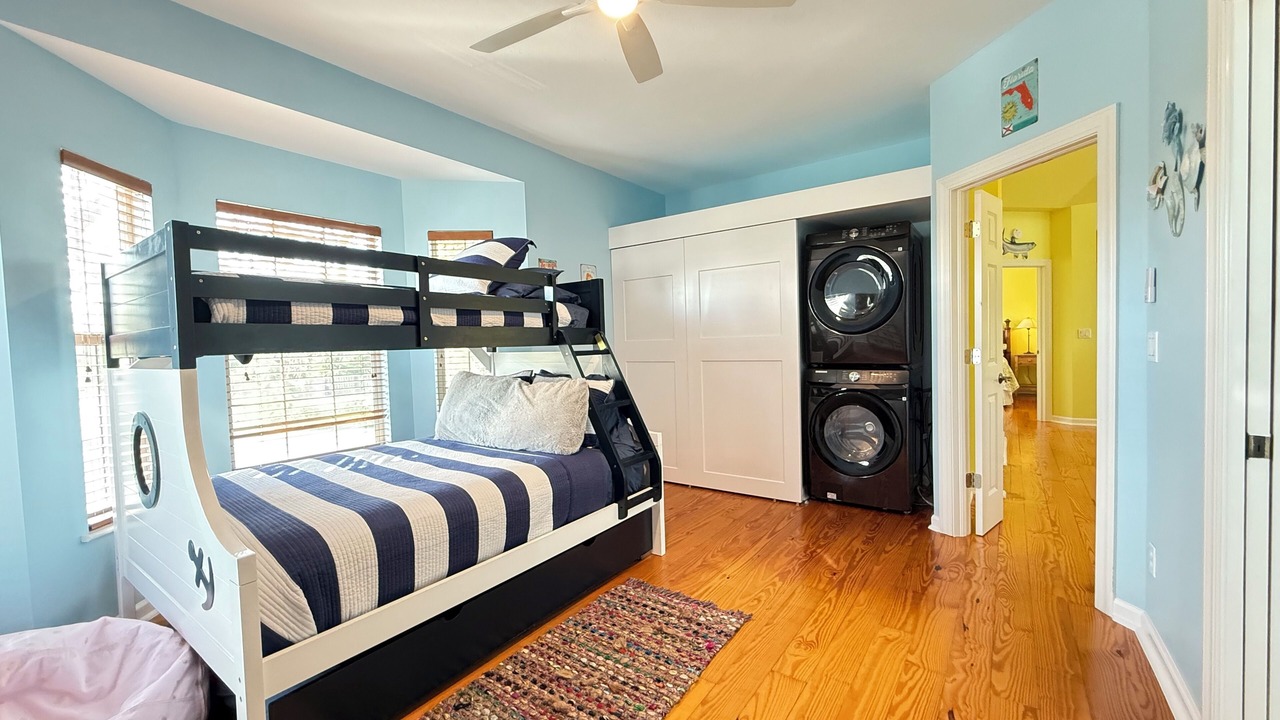 Photo of Bedroom in Gulf Harbor