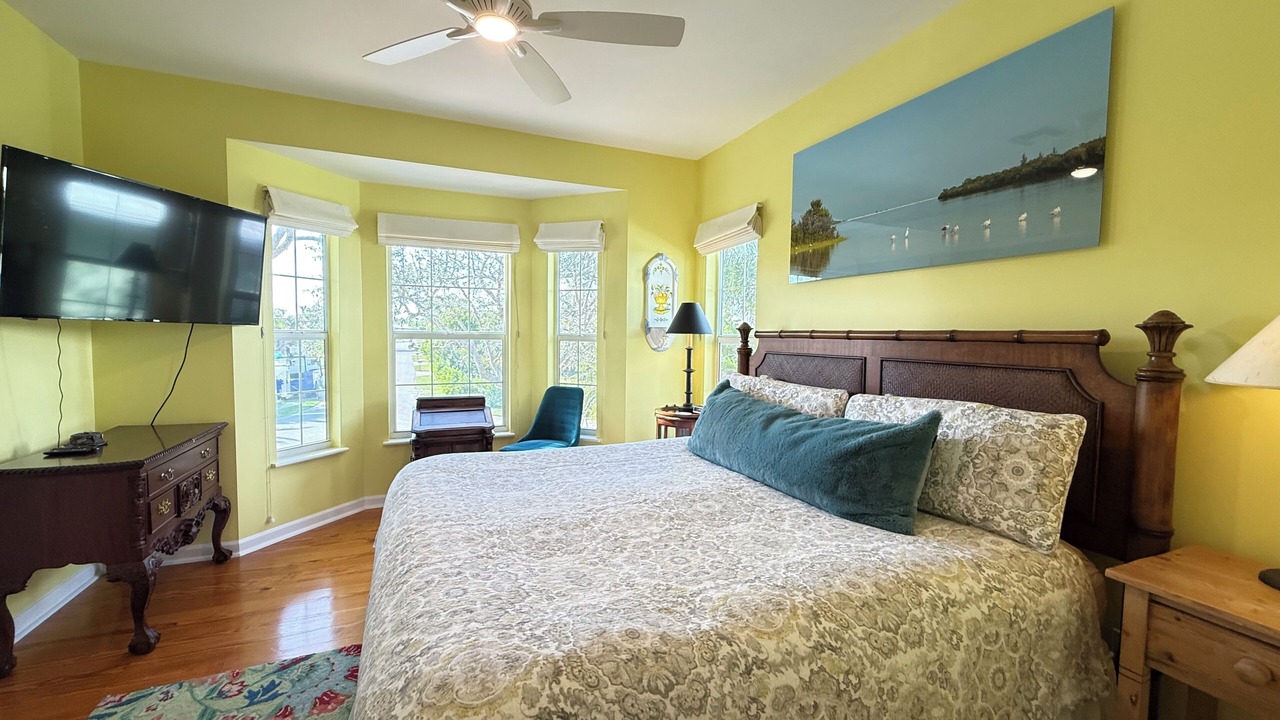 Photo of Bedroom in Gulf Harbor