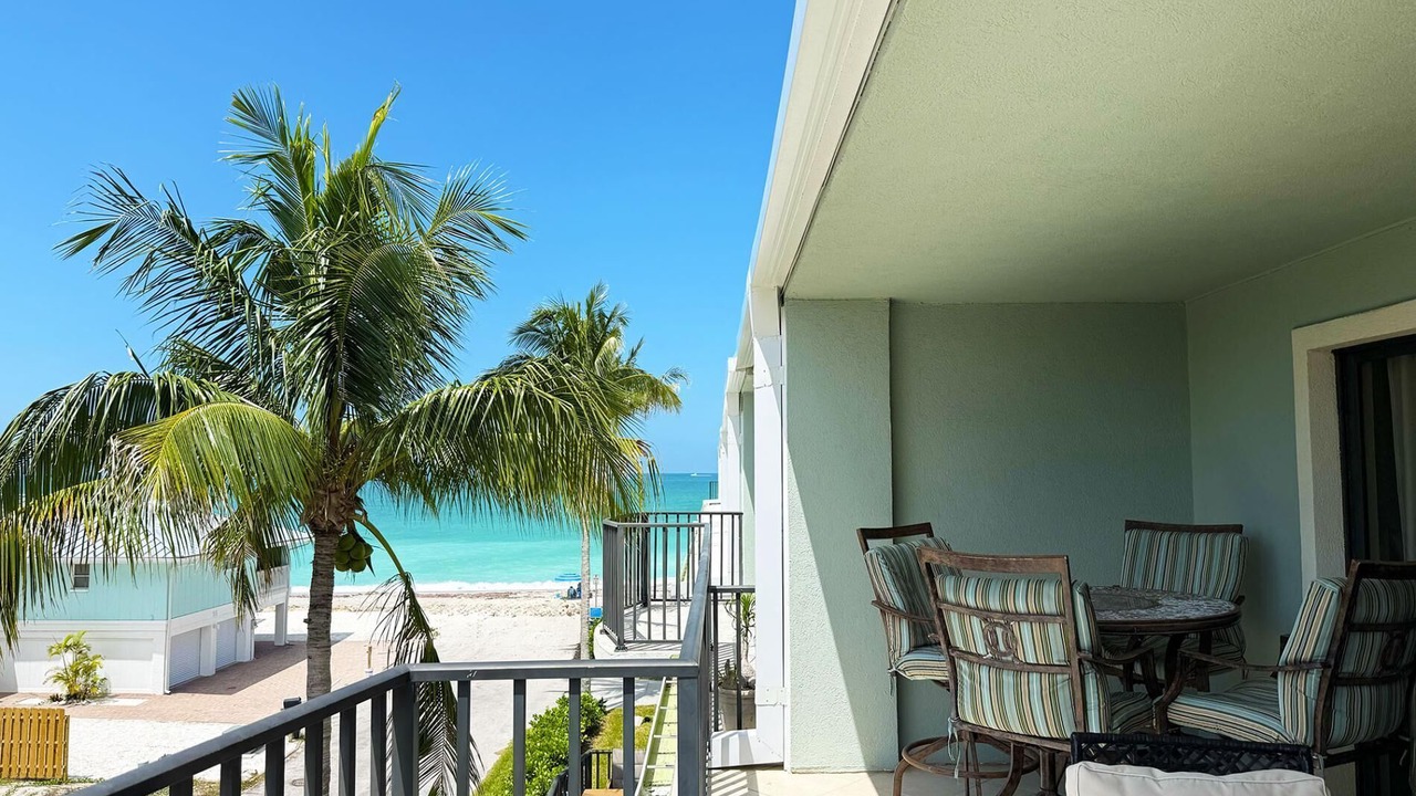 Photo of Patio Balcony in Englewood