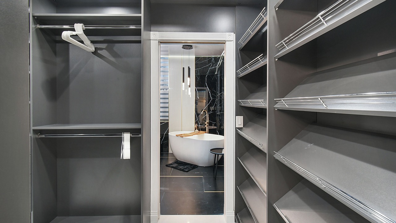 Photo of Bathroom in Lakefield South